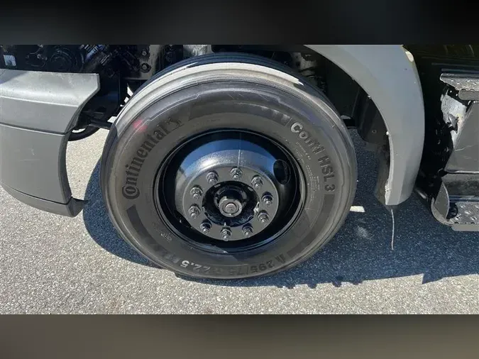 2018 INTERNATIONAL RH613
