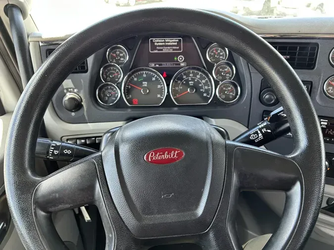 2020 Peterbilt 579