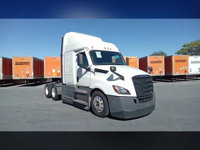 2021 Freightliner Cascadia 12606165a02b1fa912662bcbd38f594def9