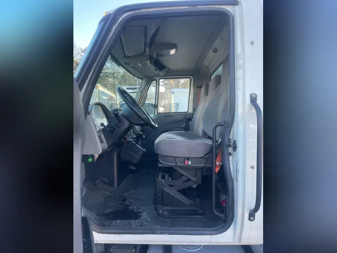 2017 NAVISTAR INTERNATIONAL 4300