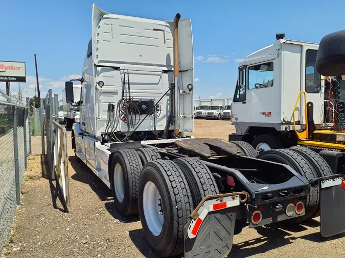 2016 VOLVO VNL64TRACTOR