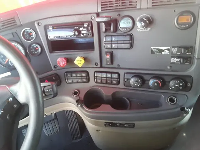 2018 FREIGHTLINER/MERCEDES CASCADIA 125061bada5150ebb7eb12243ad436e6f41