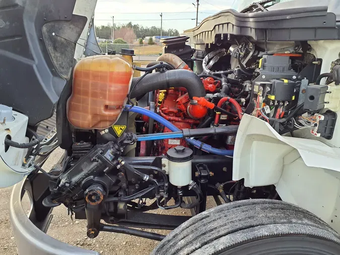 2018 NAVISTAR INTERNATIONAL 4300