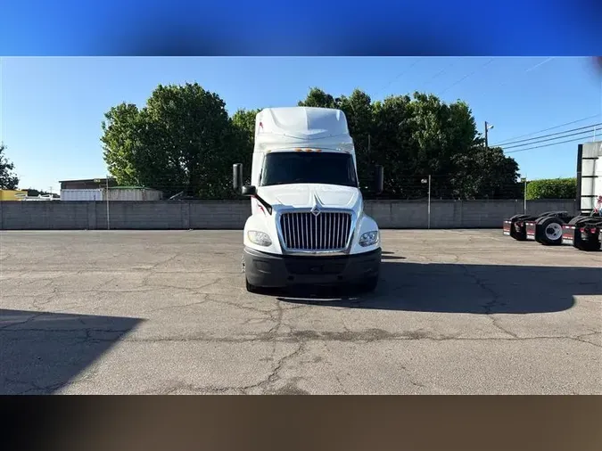 2022 INTERNATIONAL LT