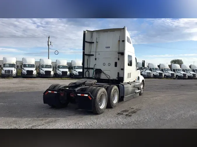 2022 International LT625