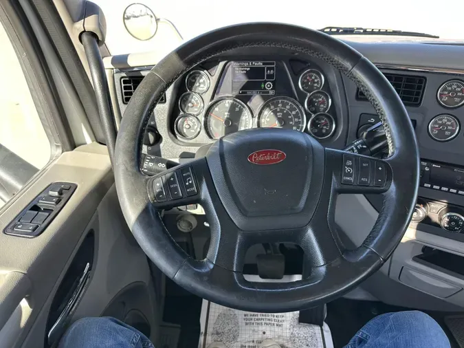 2021 Peterbilt 367