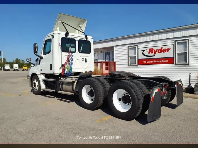 2020 FREIGHTLINER NEW CASCADIA PX12664