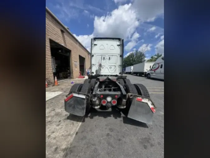 2019 FREIGHTLINER NEW CASCADIA PX12664