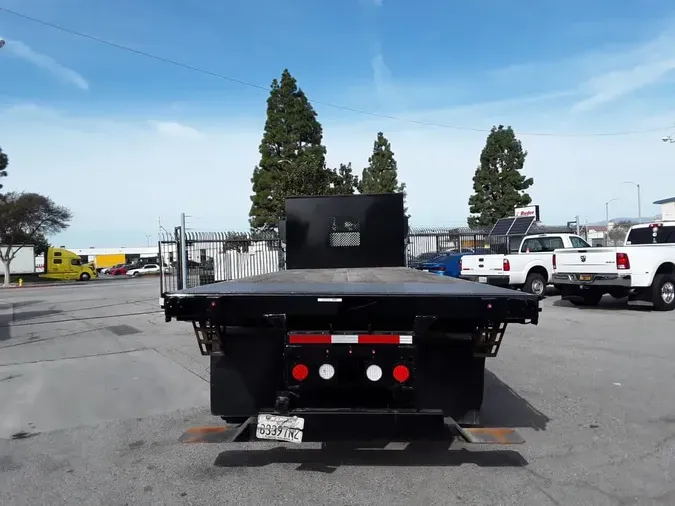 2019 FREIGHTLINER/MERCEDES M2 106