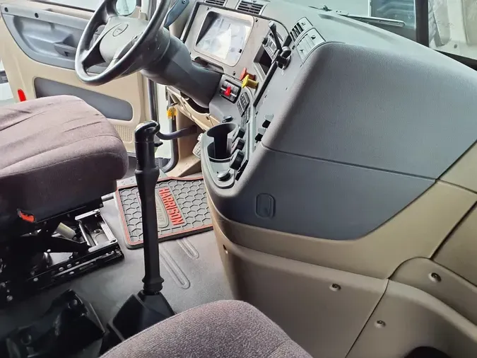 2017 FREIGHTLINER/MERCEDES CASCADIA 125