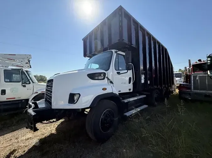 2014 FREIGHTLINER 114SD