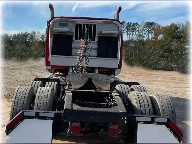 2017 WESTERN STAR 4900SA