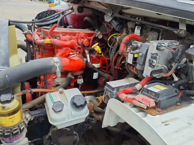 2020 FREIGHTLINER/MERCEDES M2 106