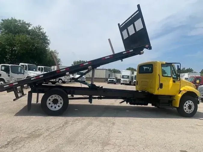 2019 International 4300