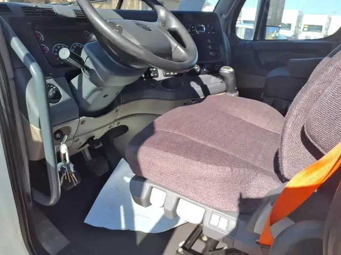 2020 FREIGHTLINER/MERCEDES CASCADIA 12506294c676183d0114752cc306e84b5d8