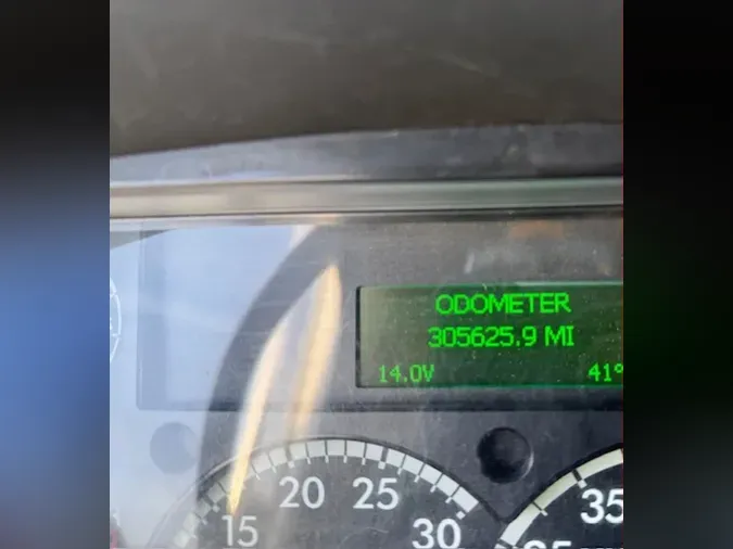 2020 FREIGHTLINER/MERCEDES M2 106