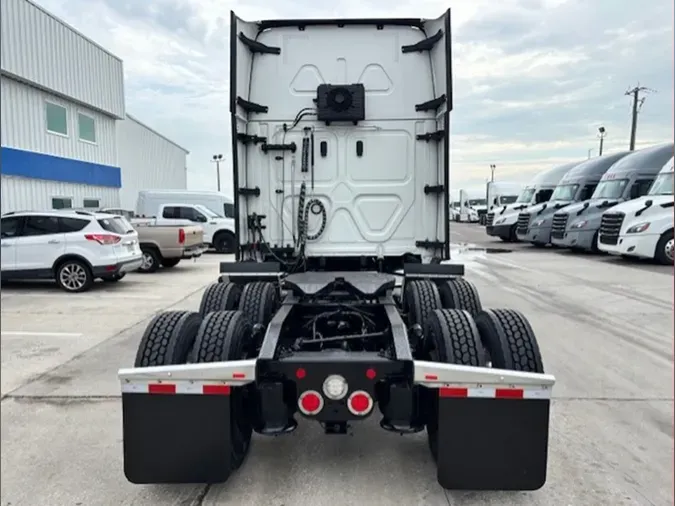 2022 Freightliner PT126SLP