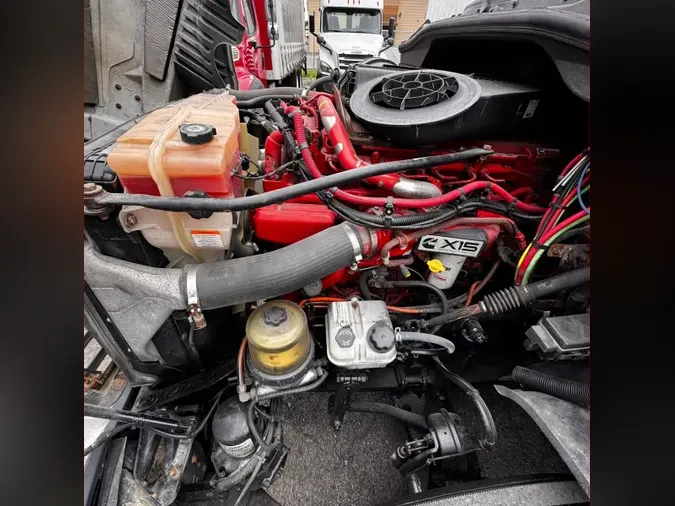2019 FREIGHTLINER CASCADIA 125