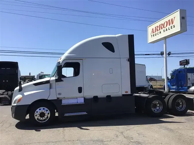 2020 FREIGHTLINER CA126