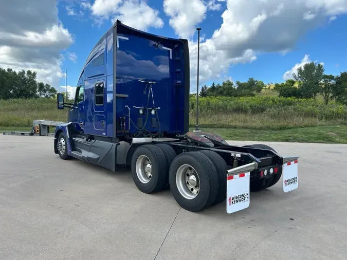 2022 Kenworth T680