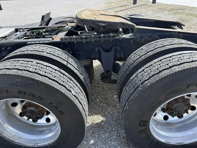 2021 International LT625