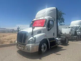 2017 FREIGHTLINER CASCADIA 113