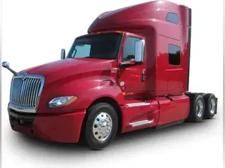 2019 International LT625