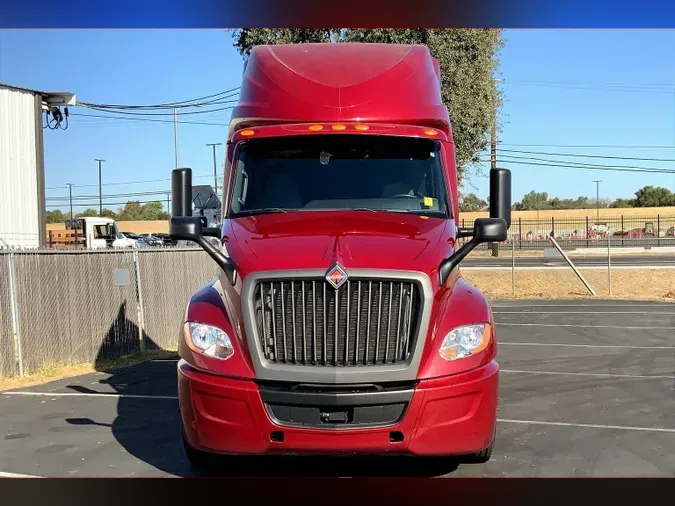 2021 INT LT625 6x4