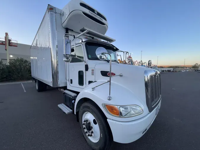 2015 Peterbilt 337