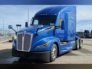 2023 KENWORTH T680