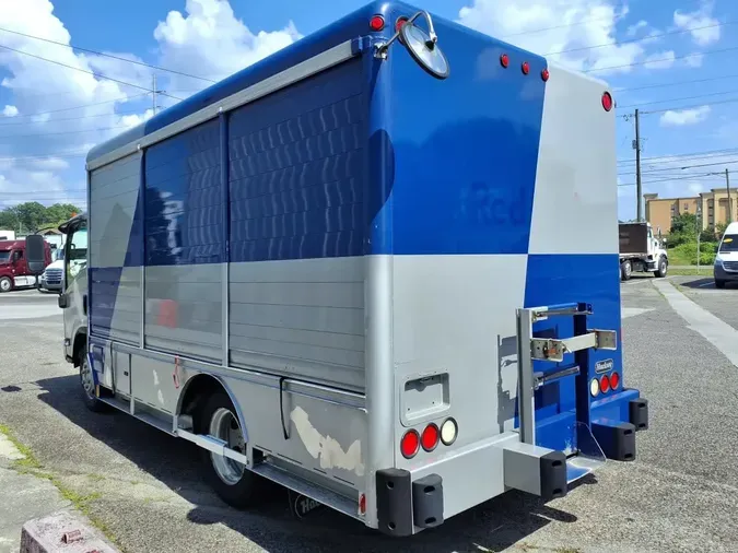 2019 ISUZU NRR