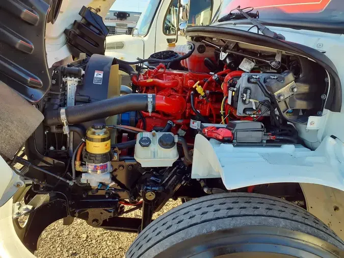 2020 FREIGHTLINER/MERCEDES M2 106