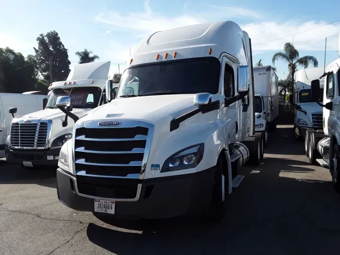 2019 FREIGHTLINER/MERCEDES NEW CASCADIA PX12664