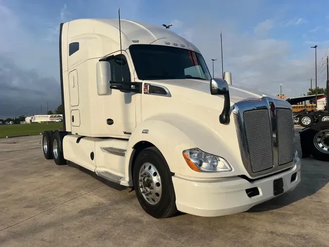 2021 Kenworth T680