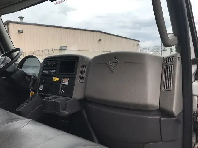 2018 International 4300