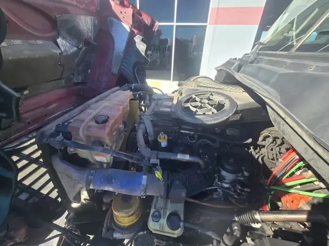 2019 FREIGHTLINER/MERCEDES CASCADIA 125