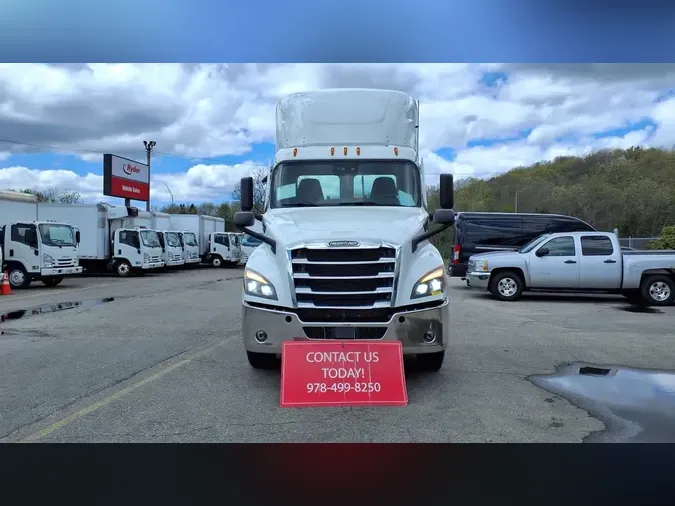 2022 FREIGHTLINER/MERCEDES CASCADIA PX12642ST