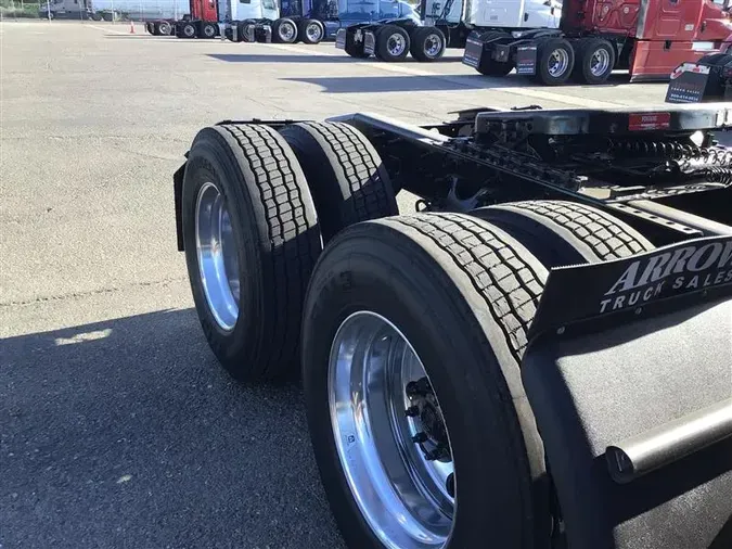 2021 INTERNATIONAL LT625