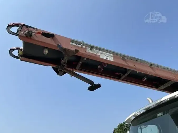 2017 FREIGHTLINER BUSINESS CLASS M2 106