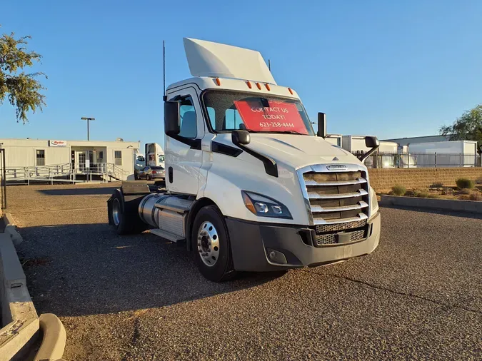 2020 FREIGHTLINER/MERCEDES NEW CASCADIA 116