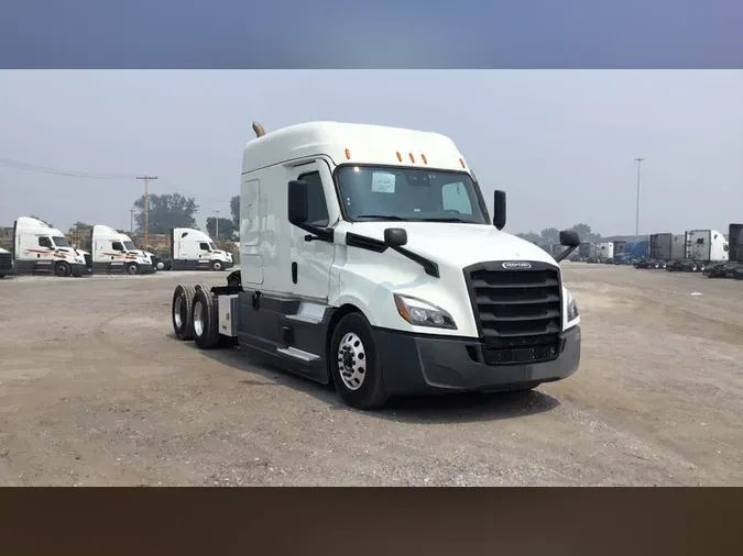 2022 Freightliner Cascadia 1260670d6d560a782e9d8a4529e26a13529