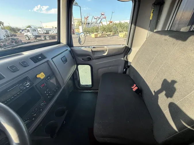 2020 Peterbilt 33706783fdc2792a489ef510e4bb398531c