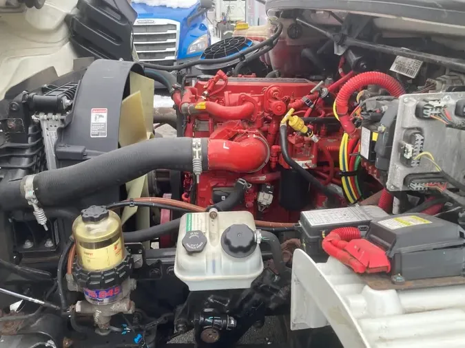 2020 FREIGHTLINER/MERCEDES M2 106