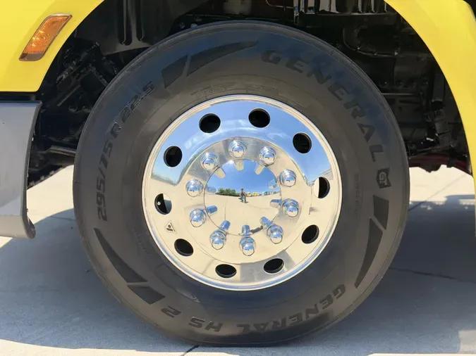 2021 Peterbilt 579