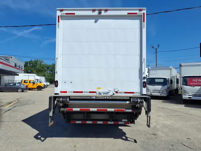 2019 FREIGHTLINER M2 106