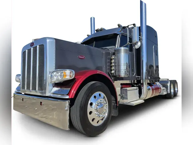 2023 Peterbilt 389068343a1040287e6813d86536afb1d4d