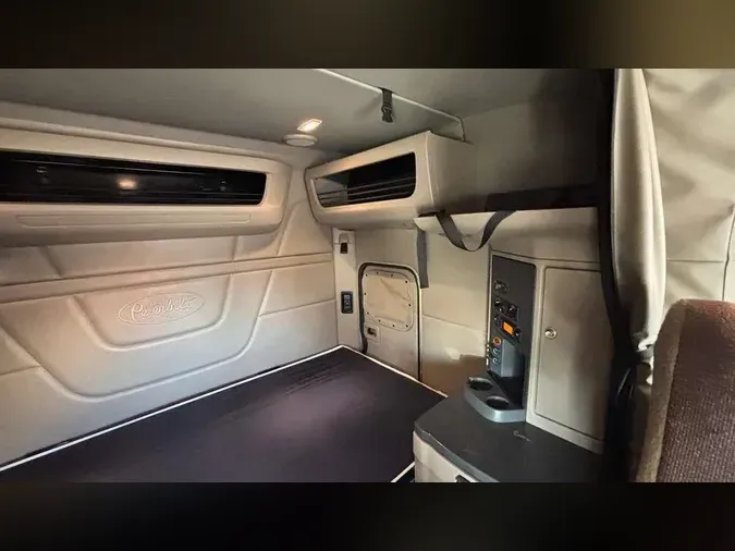 2022 Peterbilt 57906834caf91c6cd13bda96360ee8912f6