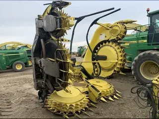 2019 John Deere 770