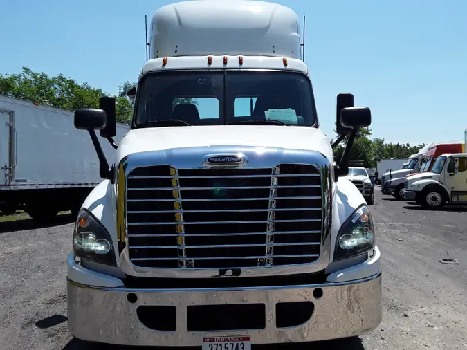 2018 FREIGHTLINER/MERCEDES CASCADIA 125