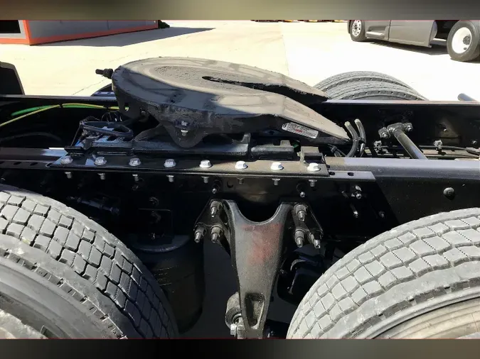 2023 INT LT625 6X40686e697eae2ade9ed75c7b1bd748407